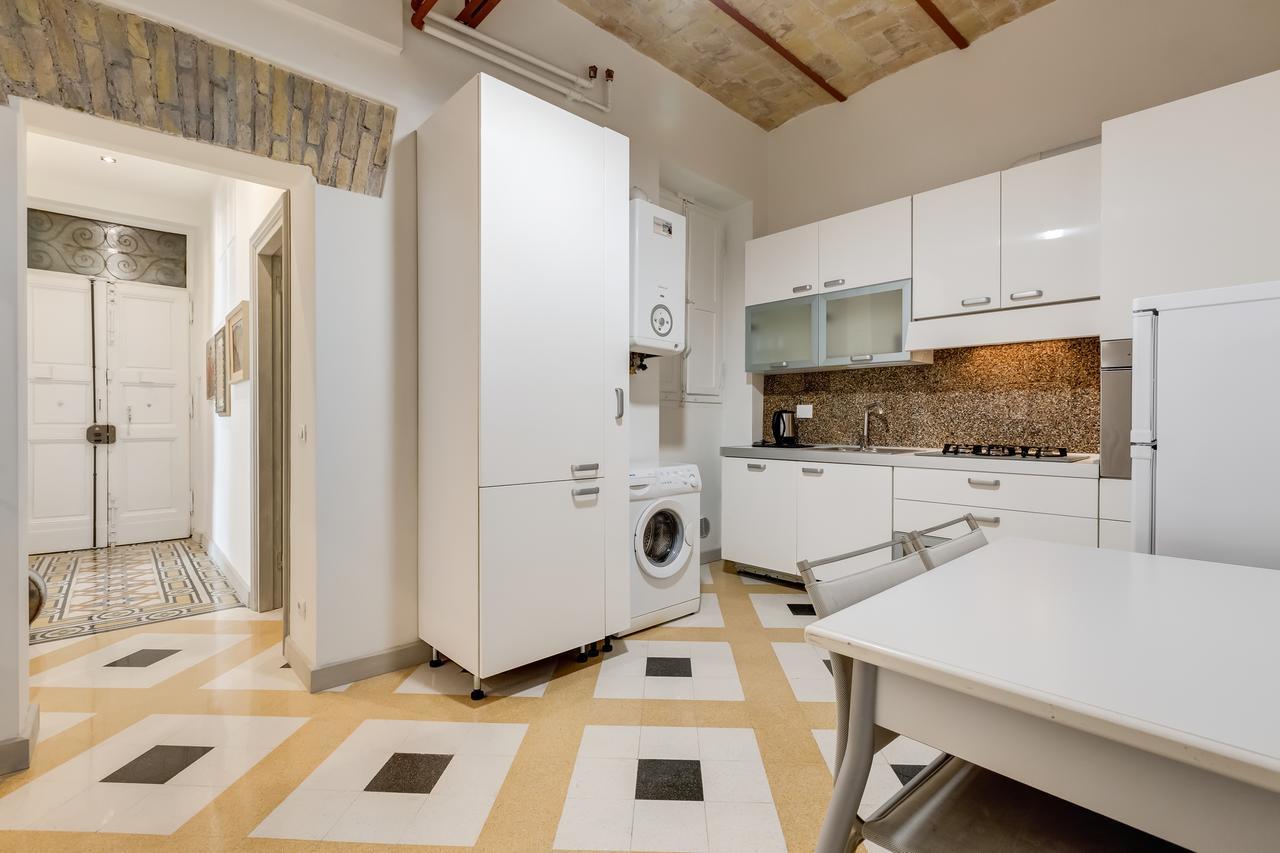 Monti Colosseum Apartment روما المظهر الخارجي الصورة