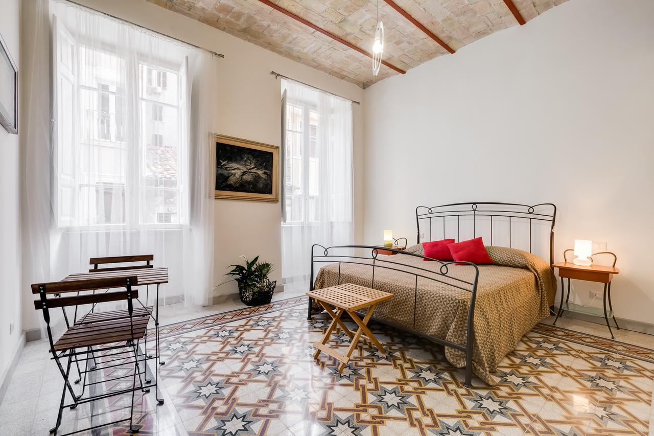 Monti Colosseum Apartment روما المظهر الخارجي الصورة
